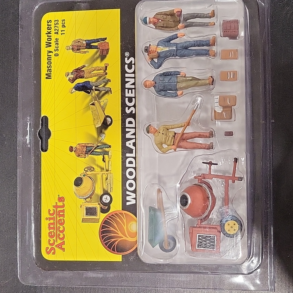 Woddland Scenics O Scale Masonry Workers
